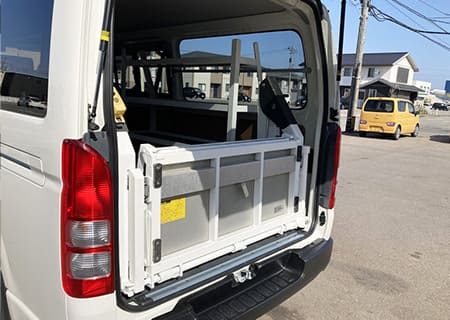 パワーゲート搭載車